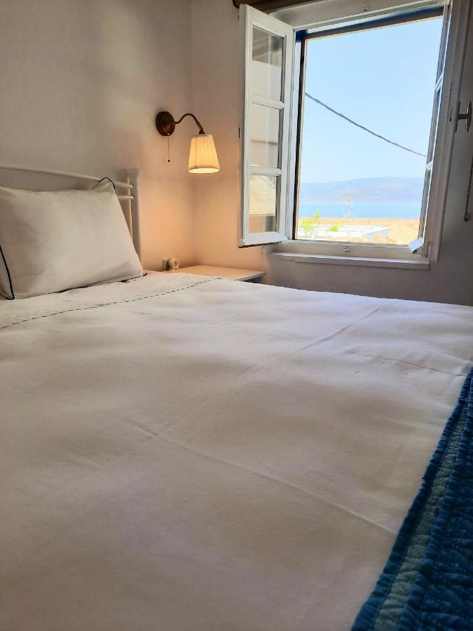 Zoe No 7 , Hydra Island Greece Apartment